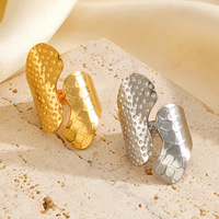 Einfache Temperament geometrische dicke breite Gesicht Edelstahl Ring 18 Karat vergoldet verstellbare Ringe Frauen