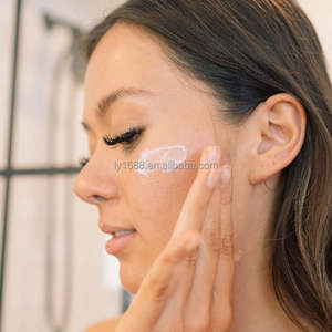Lotion autobronzante luxueusement hydratante pour le visage et le corps naturel longue durée bronzé brillant teint sain meilleur bronzage - Product Image 6