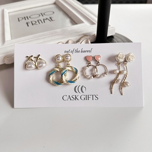 Espositore per Gioielli Personalizzato all'Ingrosso, Porta Orecchini per Più Paia, Etichette per Gioielli con Logo, Cartoncini Espositivi di Lusso Personalizzati - Product Image 4