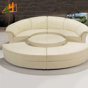Prezzo di fabbrica <span class=keywords><strong>bianco</strong></span> <span class=keywords><strong>nero</strong></span> rotondo divano letto in vera pelle sezionale divano spugna di riempimento per mobili per la casa <span class=keywords><strong>soggiorno</strong></span> per la vendita - Product Image 2