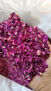 Pétalos de Rosa secos orgánicos Extracto de hierba pakistaní Flor de Rosa seca para uso a base de hierbas - Product Image 2