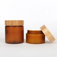 Botol Plastik PET Amber Berlapis Embun Beku dengan Tutup Bambu, Wadah Kosmetik Isi Ulang untuk Sampo, Losion, Perawatan Kulit