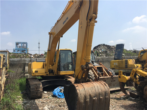 Excavatrice d'occasion Komatsu PC200 de 20 tonnes, Komatsu PC200-7, pelle sur chenilles hydraulique de 20000 kg, faible nombre d'heures, usage intensif, à vendre - Product Image 2