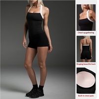 Ensemble de yoga color block avec débardeur et short en nylon et élasthanne anti-transpiration, deux pièces pour l'entraînement, la course et les activités sportives