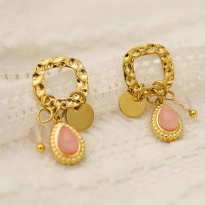 Pendientes de aro retro de gama alta que tocan metal texturizado con colgantes de piedra natural Joyería de acero inoxidable de moda - Product Image 4