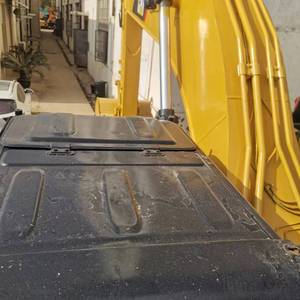 รถขุดตีนตะขาบขนาดใหญ่ 29 ตัน ยี่ห้อแคทเตอร์พิลลาร์ รุ่น Cat329D2 มือสอง สภาพดี ผลิตในญี่ปุ่น ของแท้ วางขายที่เซี่ยงไฮ้ - Product Image 6