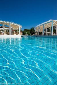 <span class=keywords><strong>Cloro</strong></span> Multi-Form 90%: Tabletas Blancas, <span class=keywords><strong>Granulado</strong></span> y en Polvo para Piscinas y Limpieza - Product Image 2