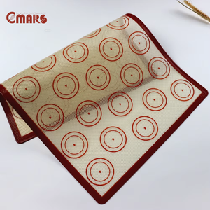 <span class=keywords><strong>Tapis</strong></span> de cuisson en <span class=keywords><strong>silicone</strong></span> pour usage domestique Disponible en marron rouge noir gris avec coins droits bordés-40 ℃ 250 ℃ Résistant - Product Image 2