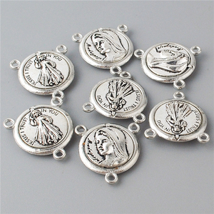 Medalla Central de <span class=keywords><strong>la</strong></span> <span class=keywords><strong>Divina</strong></span> <span class=keywords><strong>Misericordia</strong></span> y <span class=keywords><strong>la</strong></span> Virgen María para <span class=keywords><strong>la</strong></span> Fabricación de Rosarios y Pulseras CP015, Decoración para Rosarios Católicos - Product Image 1