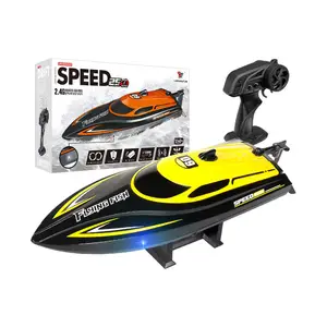 Factory 2.4G Automatic Demonstration Electric Toys Remote Control RC Boat High Speed Boats For Sale