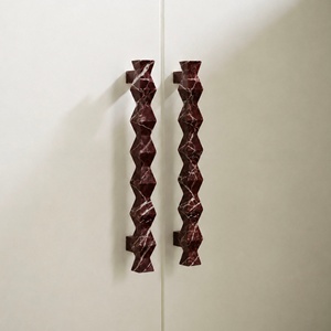 Poignée de tiroir en marbre Rosso Levanto de forme personnalisée, poignée longue irrégulière en pierre naturelle pour meuble - Product Image 4