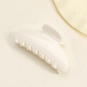 Pince à cheveux élégante en demi-cercle brillant style coréen pour femme, petite pince requin pour l'arrière de la tête, accessoires capillaires haut de gamme - Product Image 5