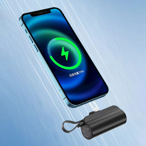 Charge d'urgence câble intégré Mini 5000mAh <span class=keywords><strong>batterie</strong></span> <span class=keywords><strong>externe</strong></span> de secours Portable universel Type C Power Bank avec lanière - Product Image 6