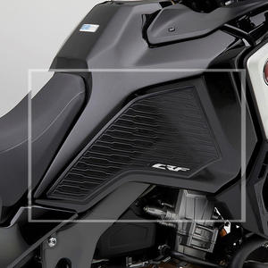 Motocicleta tanque Lado de Gas rodilla agarre Protector etiqueta engomada de calcomanías para HONDA CRF1100L África doble 20-22 <span class=keywords><strong>CRF</strong></span> <span class=keywords><strong>1100</strong></span> <span class=keywords><strong>L</strong></span> - Product Image 2