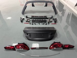 Nuovo Arrivo 2026 per <span class=keywords><strong>Mercedes</strong></span> Benz W213 <span class=keywords><strong>Classe</strong></span> <span class=keywords><strong>E</strong></span> 2016-2023, Kit Carrozzeria Stile AMG E53 con Fari LED di Alta Qualità - Product Image 3