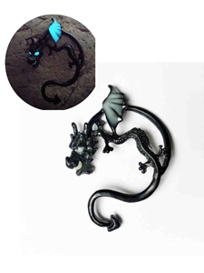 Boucles d'oreilles lumineuses en gros d'usine boucles d'oreilles dinosaure fluorescent pour hommes oreille de dragon suspendus boucles d'oreilles lumineuses elfe rétro - Product Image 5