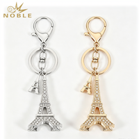 Porte-clés Tour Eiffel en alliage de zinc noble, option bicolore, avec strass étincelants, breloque de sac souvenir de Paris pour cadeau touristique
