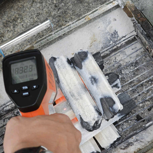 Vente en gros de charbon de bois briquette de sciure de bois naturel combustible de barbecue à combustion longue pour restaurant - Product Image 1