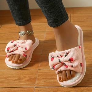 Mules Classiques à Bout Ouvert Fraise pour Femmes, Douces avec Mousse à Mémoire de Forme, Antidérapantes pour Pantoufles Plage Hiver Saison Compatible Tendance Printemps - Product Image 5