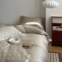 Nouvelle mode ensemble de literie de luxe 100% coton broderie exquise drap de lit et housse de couette pour hôtels 5 étoiles