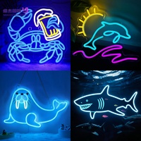 Enseigne néon LED 3D en forme de poisson tropical Art Line, alimentée par USB, à fixer au mur/suspendre pour restaurants sur le thème de l'océan et aquariums