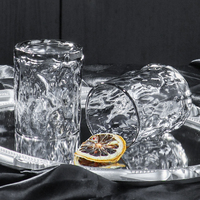 Lot de 7 pièces en gros pour salle à manger, ensemble de carafes à eau rondes de grande taille avec couvercle et plateau, verres avec couvercle, emballage cadeau personnalisé couleur tendance
