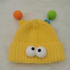 Cappello lavorato a maglia per bambini piccoli mostri 2025 con occhi grandi del cartone animato autunno/inverno carino fatto a mano divertente cappello lavorato a maglia per bambini - Product Image 3