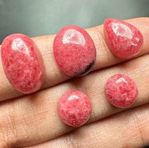 Lote de Gemas Sueltas de Rodonita Rosa Natural en Forma de Cabujón, con Reverso Plano, para Diseño de Joyería - Product Image 4