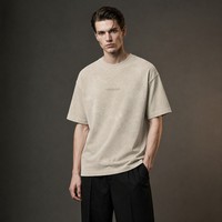 T-shirt vierge de luxe 235 GSM avec impression de logo personnalisé, coupe minimaliste moderne, 100 % coton filé à l'anneau, équivalent mode haut de gamme