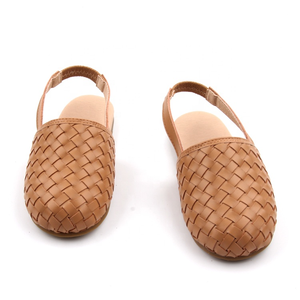 Nouvelles chaussures d'été pour enfants garçons filles sandales en cuir tissées à la main pantoufles - Product Image 2
