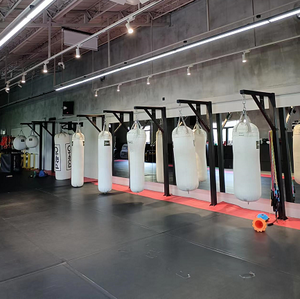 <span class=keywords><strong>Sac</strong></span> <span class=keywords><strong>de</strong></span> <span class=keywords><strong>frappe</strong></span> lourd Pro pour entraînement Kickboxer <span class=keywords><strong>Combo</strong></span> cuir et PVC/PU avec chaîne pour entraînement <span class=keywords><strong>de</strong></span> boxe - Product Image 2