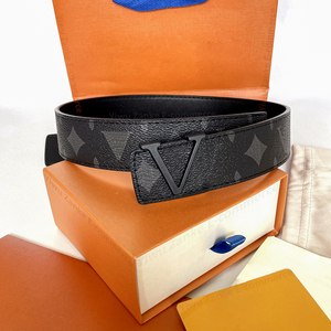 Pulsera <span class=keywords><strong>de</strong></span> <span class=keywords><strong>Cuero</strong></span> 2026, Estilo Lujoso, Hebilla Metálica con Letras, Diseño <span class=keywords><strong>de</strong></span> Alta Gama, con Caja Original - Product Image 1