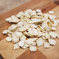 Tranches de Ginseng Séché Panax Quinquefolius – Ingrédient Naturel pour Tisanes et Soupes – Vente en Gros