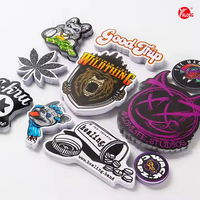 Autocollants en vinyle découpés sur mesure, imprimés, graphiques de dessins animés, imperméables, en PVC, de forme personnalisée, pour publicité de marque, pour fenêtre