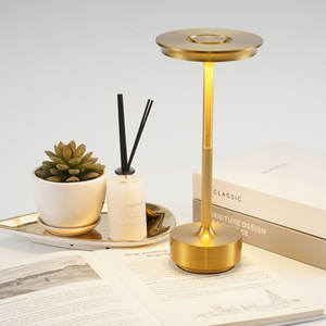 Lámpara de Noche Táctil de Hierro con Funcionamiento a Batería para Hotel, Restaurante, Cafetería, Lámpara de Mesa Minimalista para Escritorio, Mesita de Noche, Camping - Product Image 2