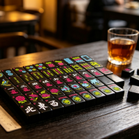 Mahjong Amerika Standar NMJL Mewah Portabel Tiga Lapis Warna Hitam Neon 166 Buah untuk Rekreasi dan Hiburan