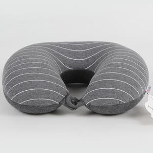 Almohada en forma de U Flying Bear de 28x26x14cm, de algodón peinado a rayas, soporte para el cuello, almohada de viaje y oficina, gris oscuro, gris claro - Product Image 3