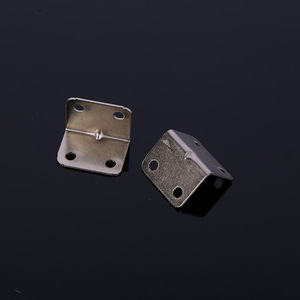 เหล็กฉากรูปตัว L ขนาด 32x10 มม. หนา 2 มม. ชุบนิกเกิล สำหรับตู้และลังไม้ - Product Image 1