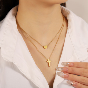 Collar de Corazón y Cruz Chapado en Oro, Resistente al Agua, de Acero Inoxidable, Sin Deslustre, de Fanhua Jewelry, Éxito de Ventas en Tiktok - Product Image 2