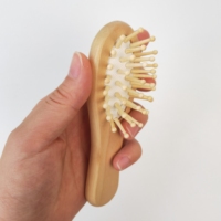 Ensemble de Brosses à Cheveux Plates en Bambou avec Logo Personnalisé, Démêlantes et Biodégradables pour Massage du Cuir Chevelu