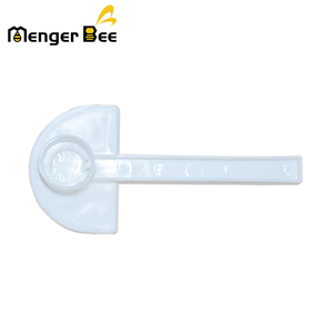 Nuevo alimentador de abeja de plástico semicircular portátil de 10 Uds., alimentador de entrada sin botella para cría de animales - Product Image 5