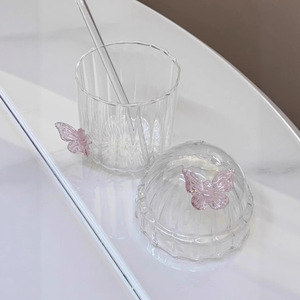 Милая 3D-кружка-бабочка из стекла с соломинкой и крышкой, прозрачная стеклянная чашка для кофе со льдом, молочного чая, креативный подарок для женщин и девушек - Product Image 5