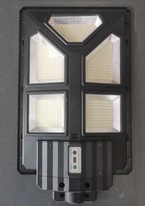 ไฟถนนโซลาร์เซลล์ LED ออลอินวัน 500W พร้อม IP66 ABS และซิลิโคน ติดผนัง ใช้พลังงานแบตเตอรี่ สำหรับไฟส่องสว่างภายนอกอาคาร สวน และถนน - Product Image 4