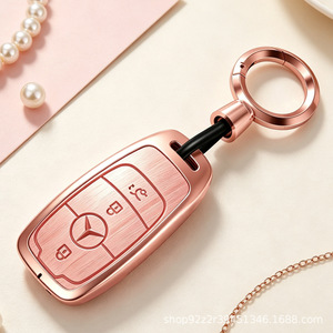 Housse de clé pour <span class=keywords><strong>Mercedes</strong></span> Benz |   Étui pour clé compatible avec les clés intelligentes de modèles CLS, CLK, AMG, GLC, GLK, GLE, GLS, ML, <span class=keywords><strong>SL</strong></span>, SLK, A, C, E, R, S, G - Product Image 6