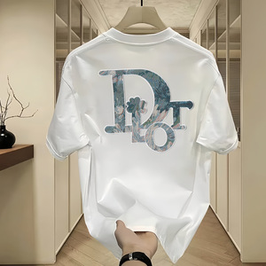 เสื้อยืดผู้ชายแขนสั้นผ้าฝ้ายแท้ Big News รุ่นซัมเมอร์ ระบายอากาศได้ดี ทรงหลวม สวมใส่สบาย พิมพ์ลายตัวอักษร น้ำหนัก 250 กรัม ไซส์ใหญ่ - Product Image 1