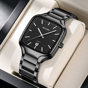 Reloj de cuarzo con caja redonda plateada, correa de acero, resistencia al agua de 30 metros y función de calendario para hombre. - Product Image 1