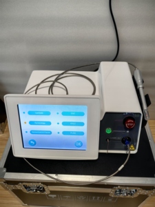 Utilisation par le médecin Laser de gynécologie Laser 980nm 1470nm Atrophie vaginale Fibromes utérins Traitement des fibromes ovariens Dispositif laser - Product Image 6