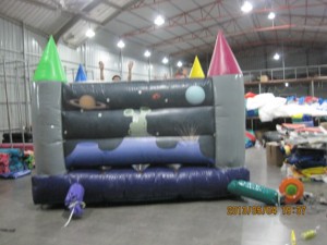 Castillo Inflable con Material de PVC para Alquiler Comercial en Fiestas Infantiles, Capacidad de 500 kg, 8 Personas - Product Image 5