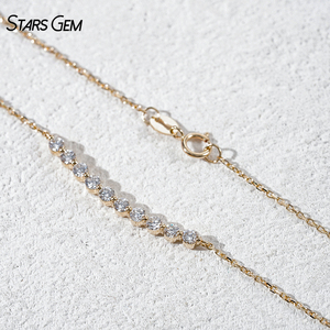 Collar con Colgante de Diamantes de Laboratorio con Corte Brillante Redondo en Oro Amarillo de 14k Starsgem - Product Image 2