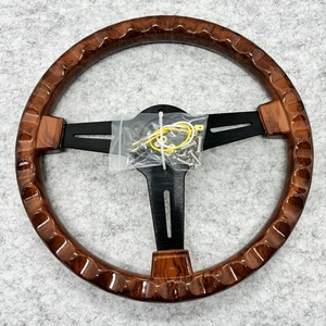 Volant en bois de pêche de haute qualité, classique et rétro, 350 mm, avec support électroplaqué et plateau profond en ABS de 5 branches - Product Image 2